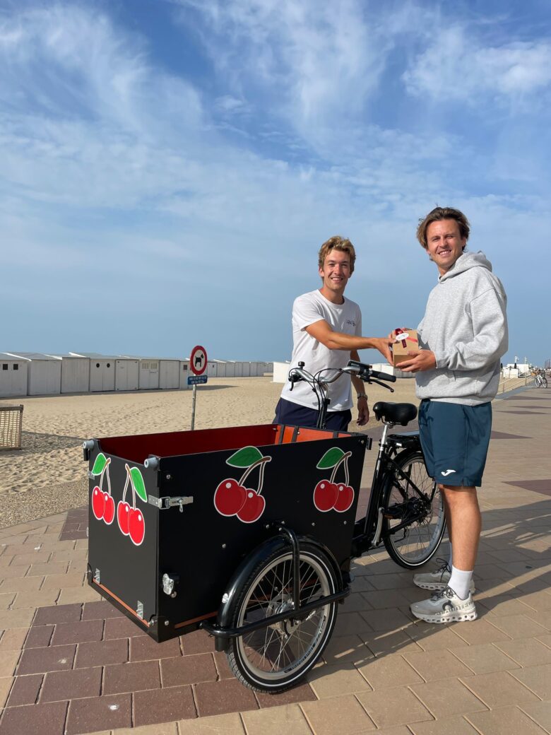 Versgeplukte kersen (800 GR) (Enkel 8300 & 8301)